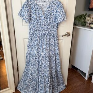 crown & ivy White Maxi Dress with Blue Floral Print